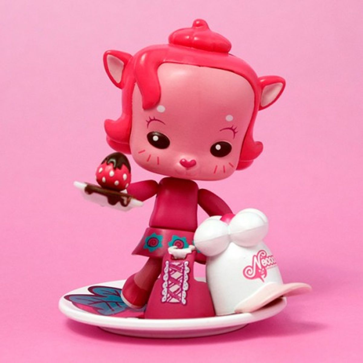 NECOCO MINI FIGURE - STRAWBERRY