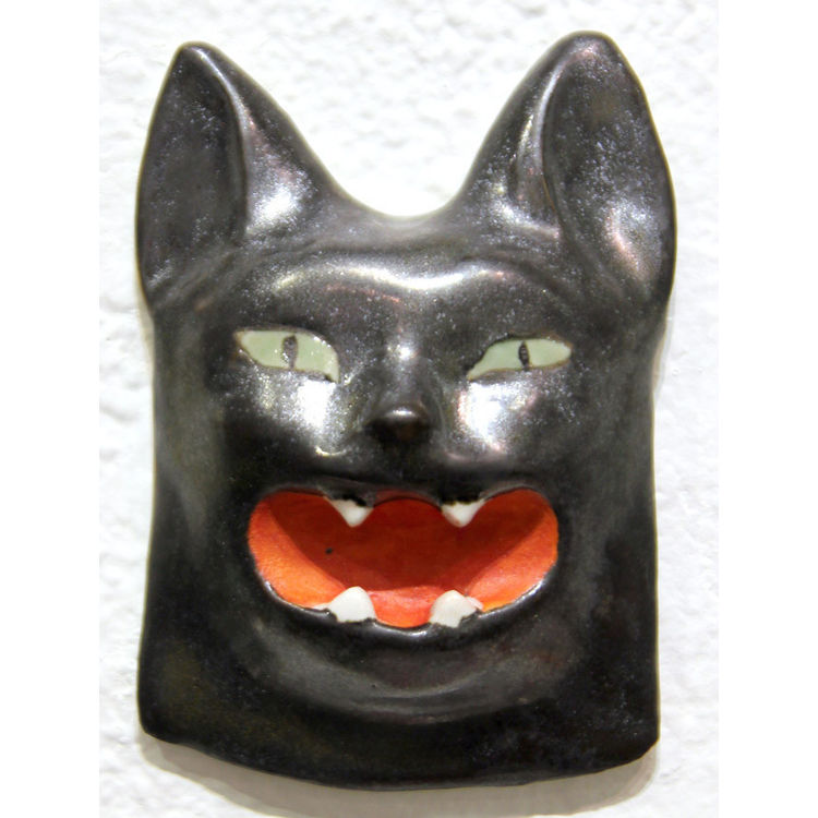 Cat Head (Black) by Ako Castuera