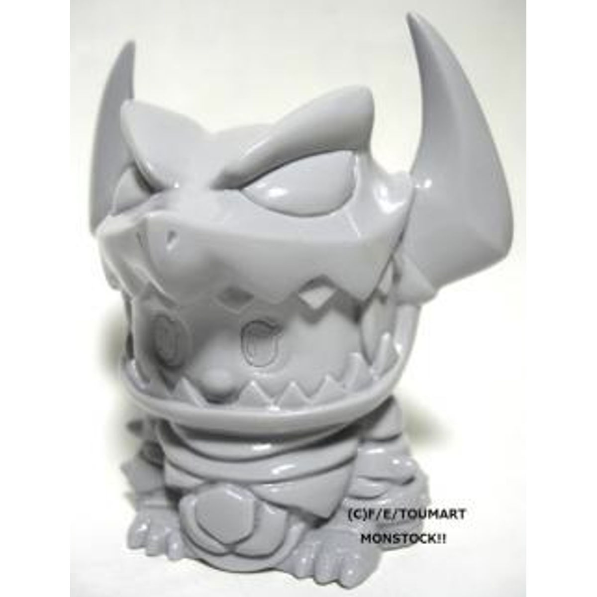 immutable kun Soft puppet "Monster immutable kun (Desutodon) light gray" (with eye seal 2SET)