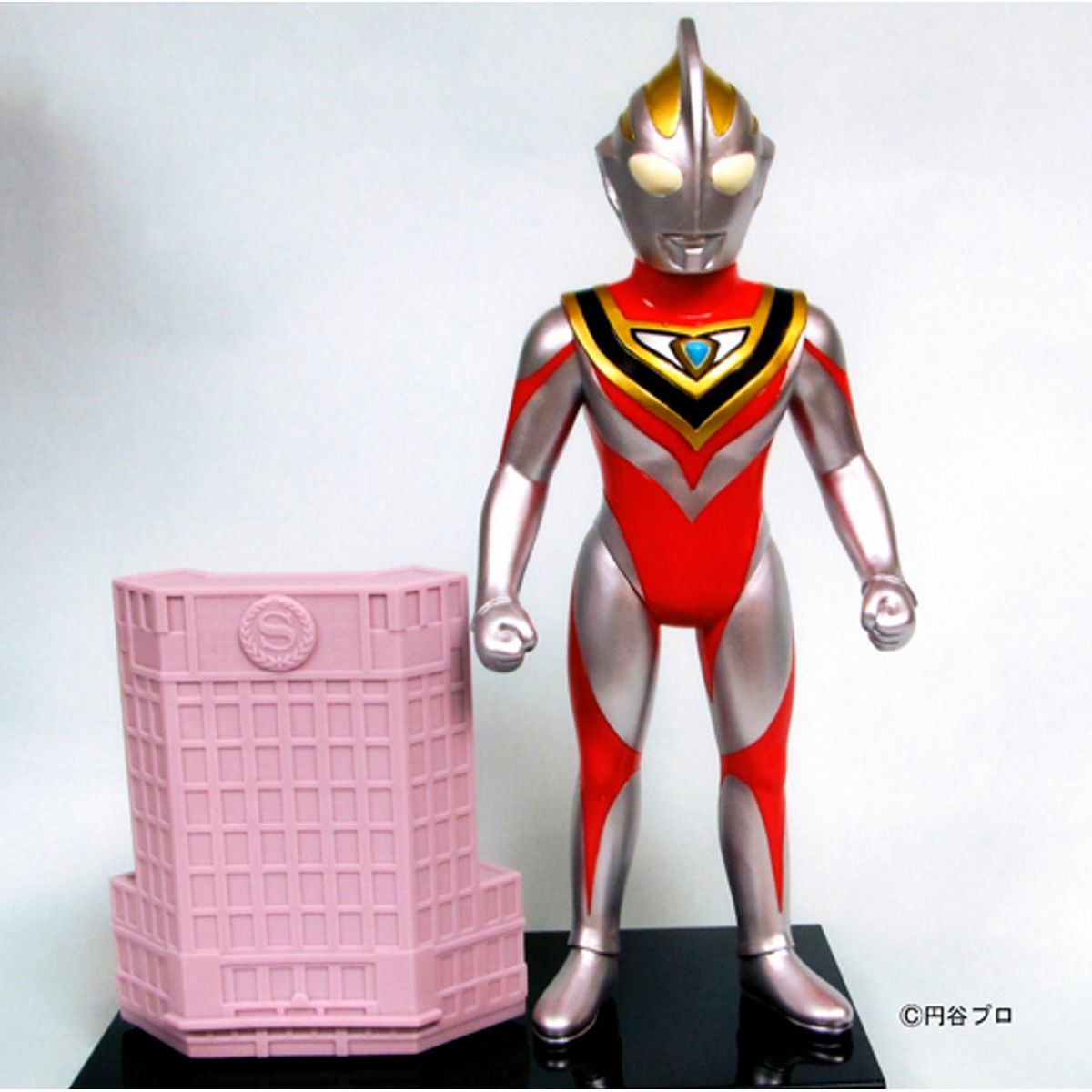 Ultraman Gaia × Yokohama Bay Sheraton Hotel & Towers