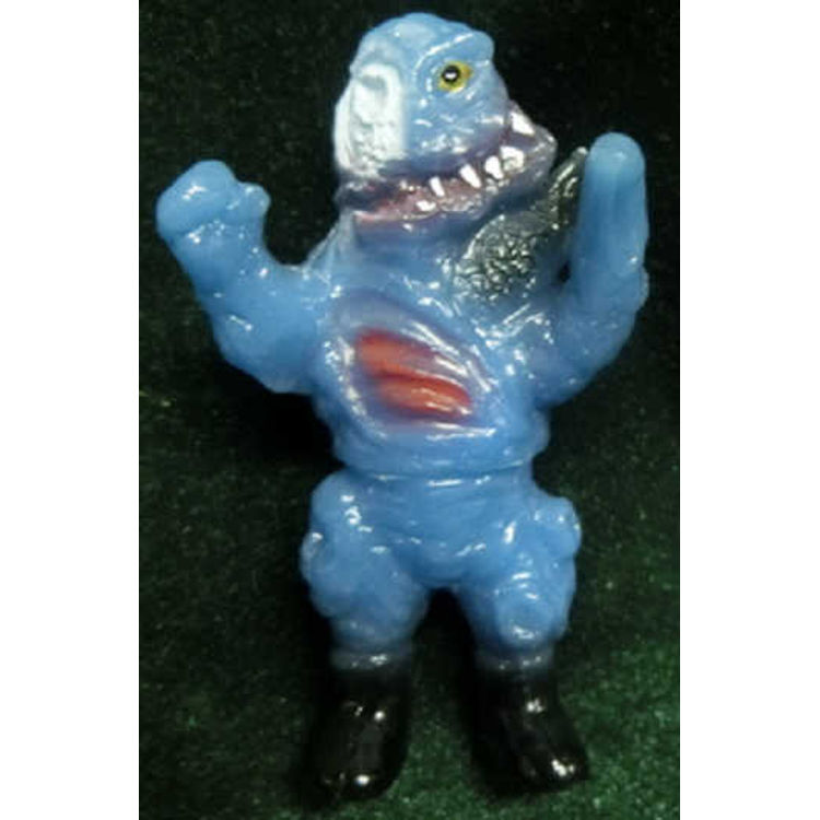 Yamomaku Gacha Dobra ( phosphorescent blue molding ) by Yamomark