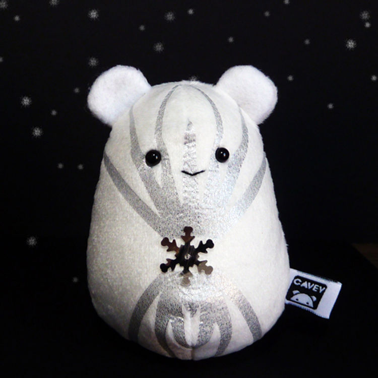 Ice Queen Cavey by A Little Stranger