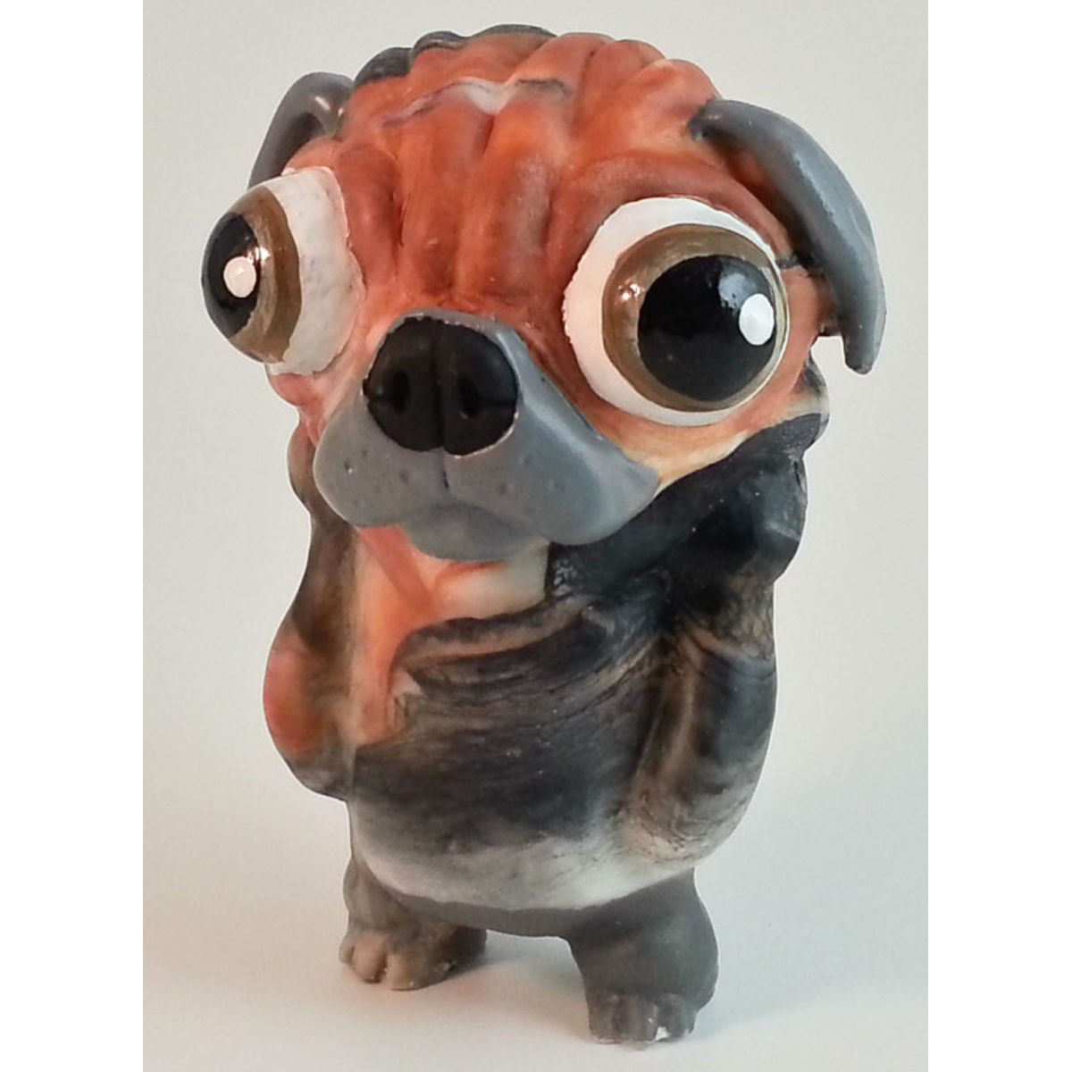 blind bagged puggo - grey/black/brown