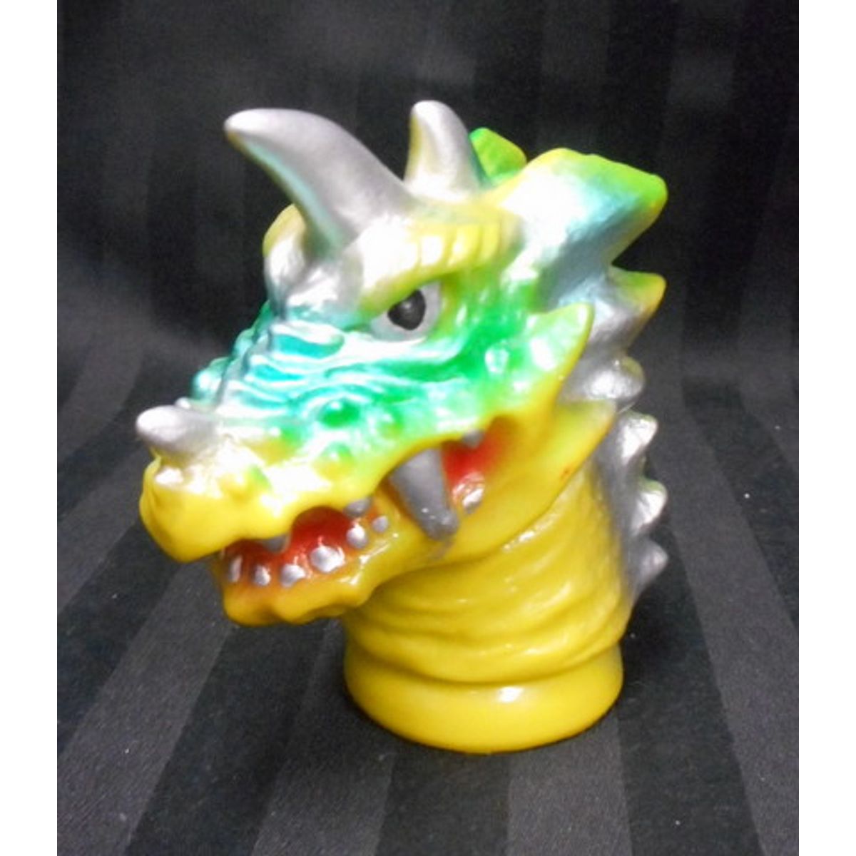 MAX TOY × DREAM ROCKET [ Dorazorasu Dorazoran Kawakao-zuke ( yellow-green cast ) ]