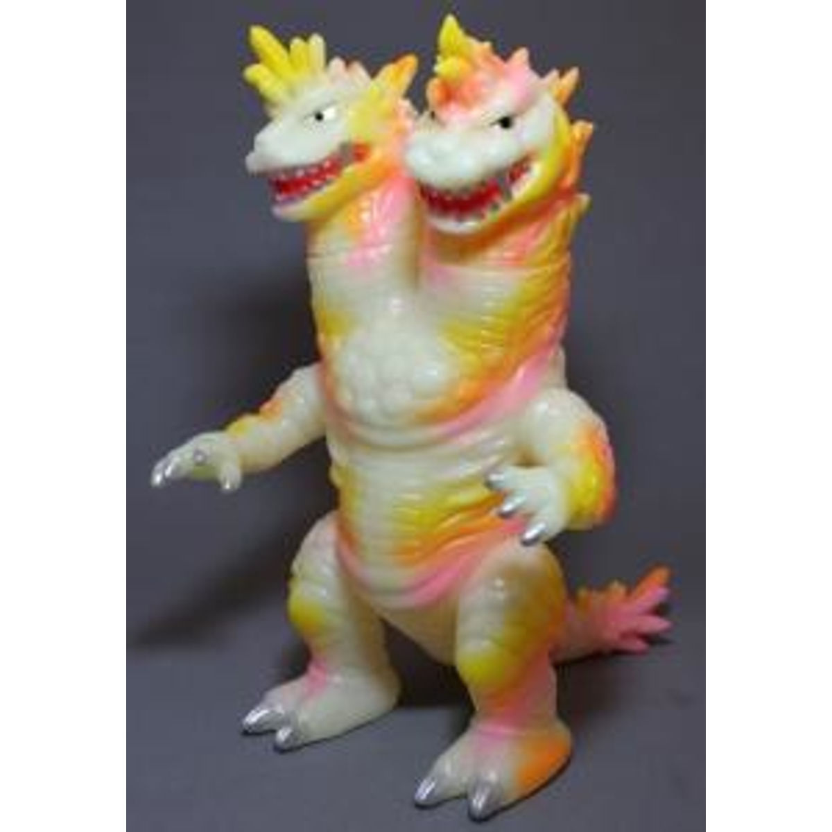KAIJU DUALOS - GID (yellow, pink) (One-Up Exclusive)