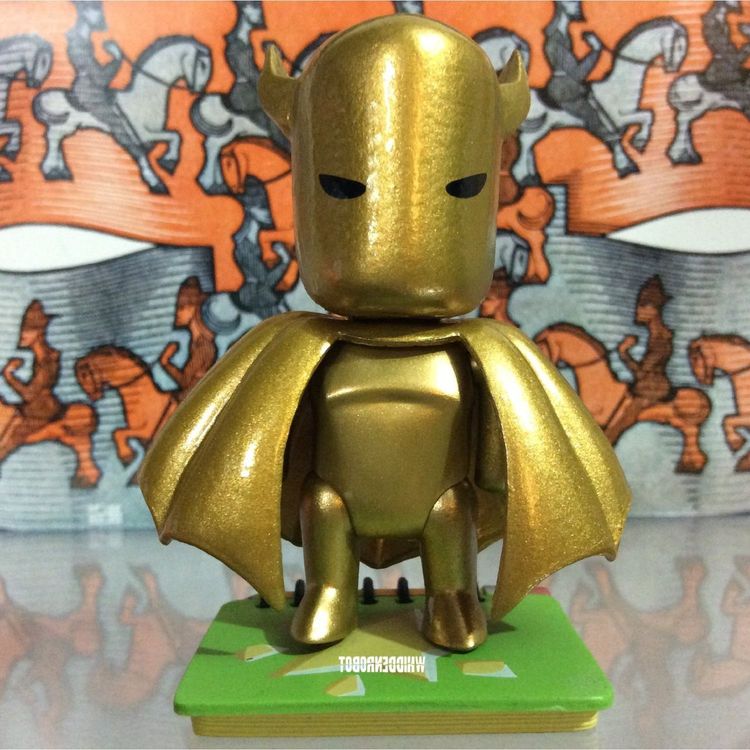 Batman (retro gold) by DC Comics