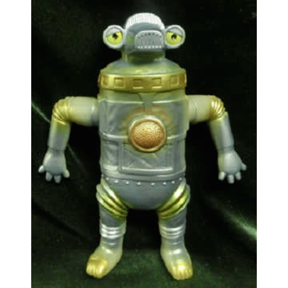 Tsuburaya Communications Soft Vinyl Monster Township series Sebunga gray molded gold spray