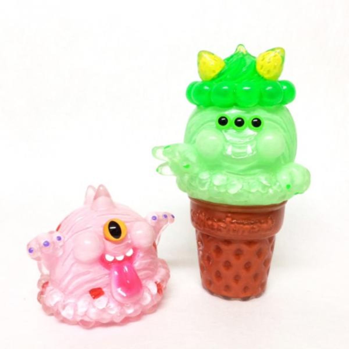 Two-stage Aimon PINK GAO x and GREEN3 one eye