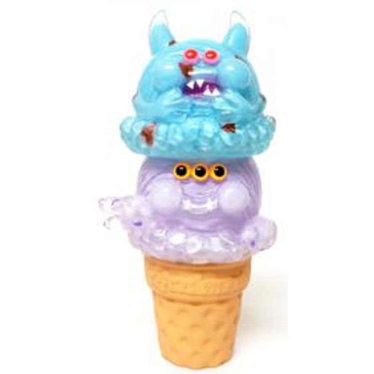 Two-stage Aimon BLUE WAO x and PURPLE3 one eye by Aya Takeuchi