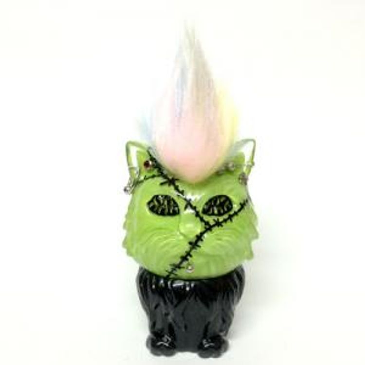 MANY EYES CAT Mohawk x piercing by Aya Takeuchi