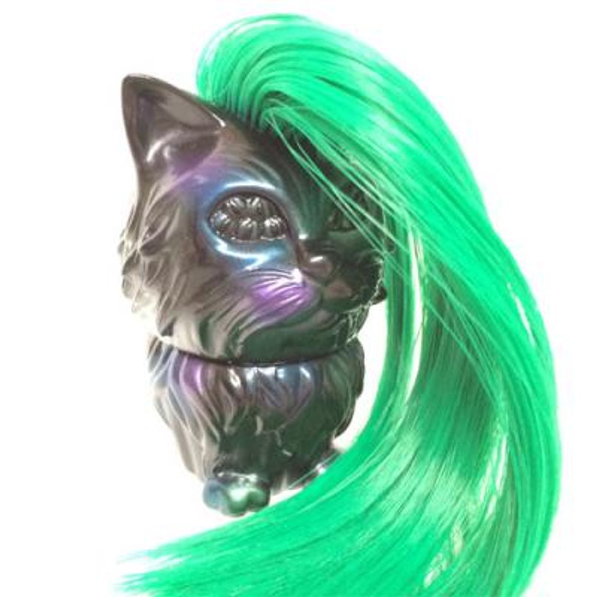 MANY EYES CAT ★ SEXY CAT Green Hair
