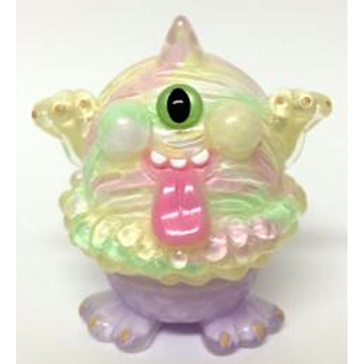 Aimon GAO (with feet) pastel color 01 by Aya Takeuchi