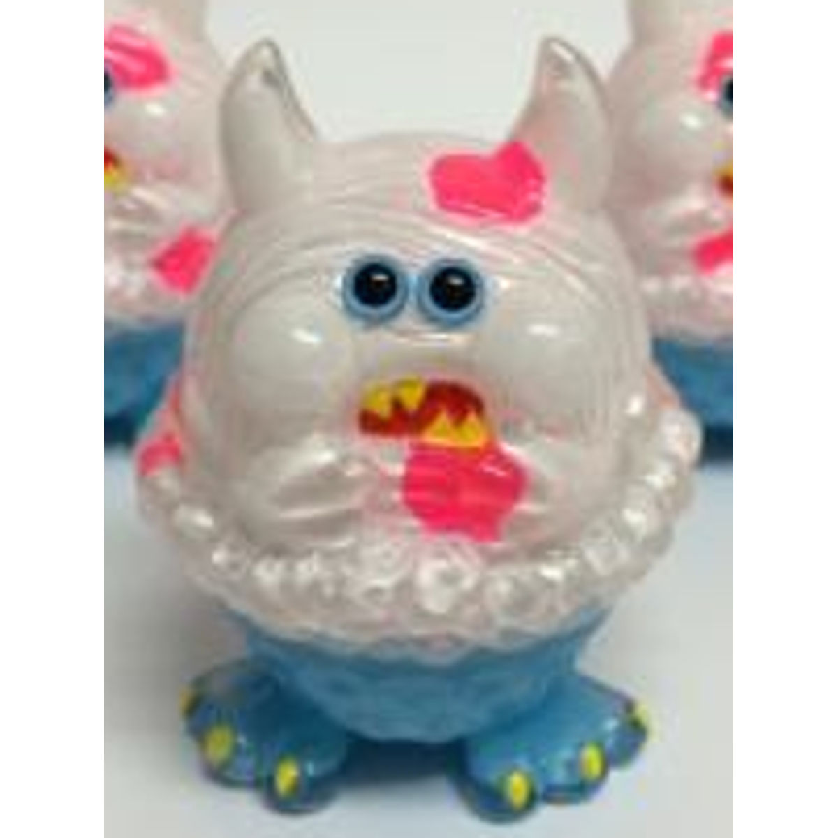 Aimon WAO (with feet)