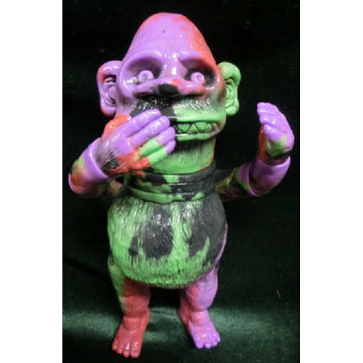 Groby ShoGun amicably (Marble molding) by Grody Shogun