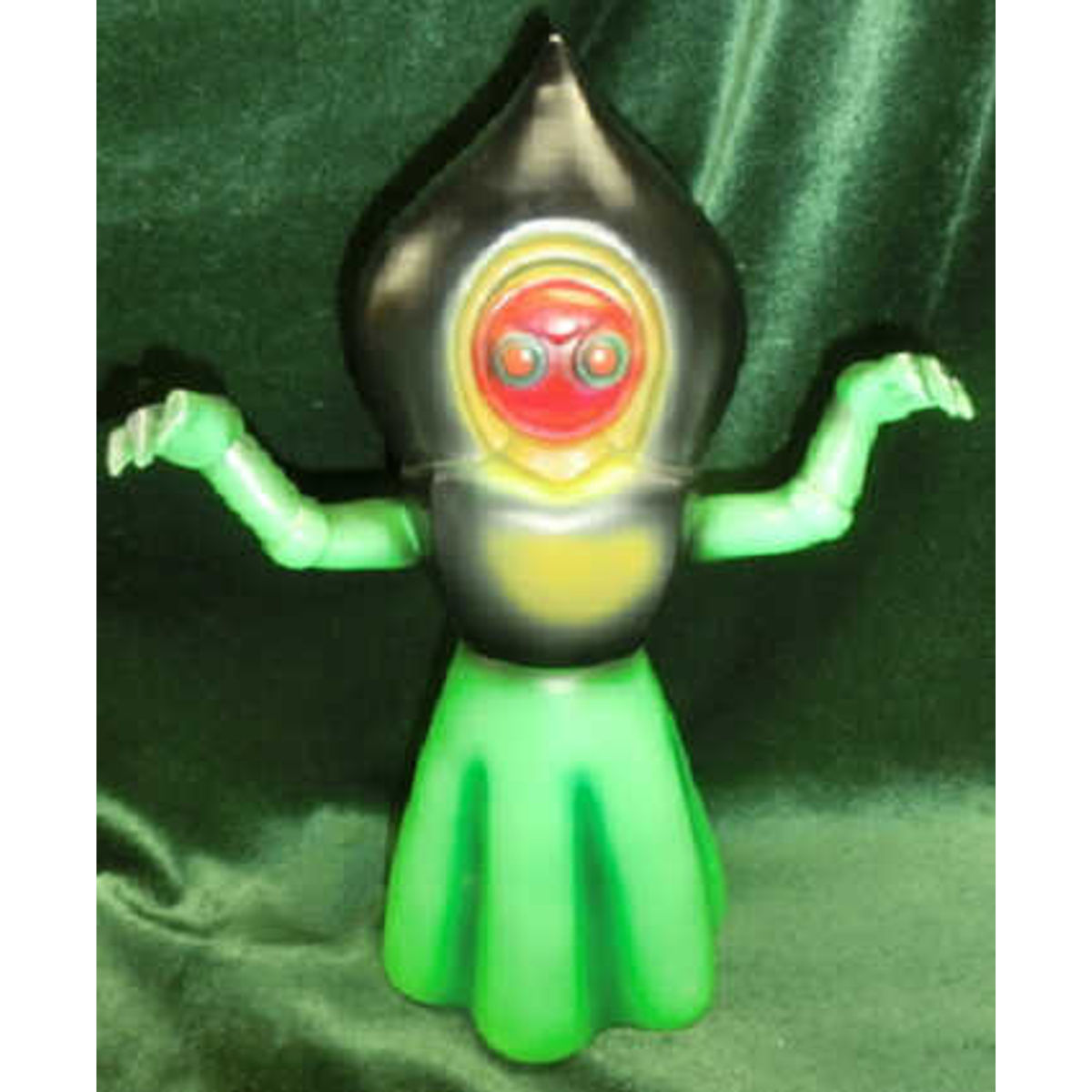 Alien Mamitto flood Woods (light green molding)