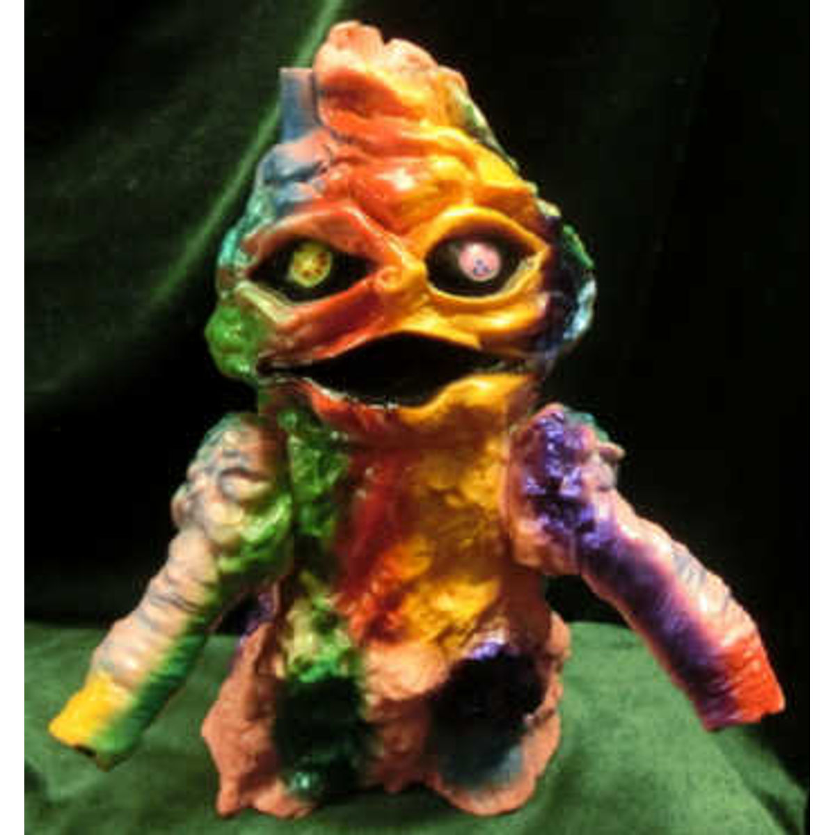 BEMON pollution monster wall thickness / pink molding / Rainbow