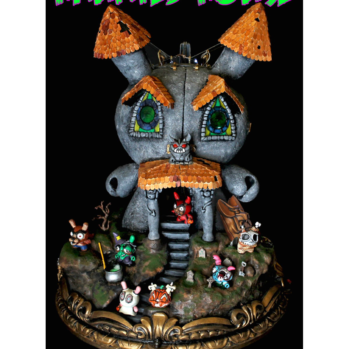 20" Mega Dunny Haunted House