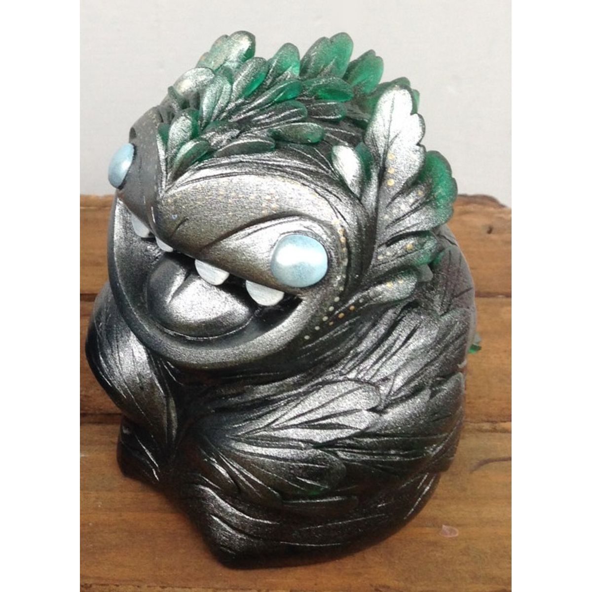 metallic logur Green