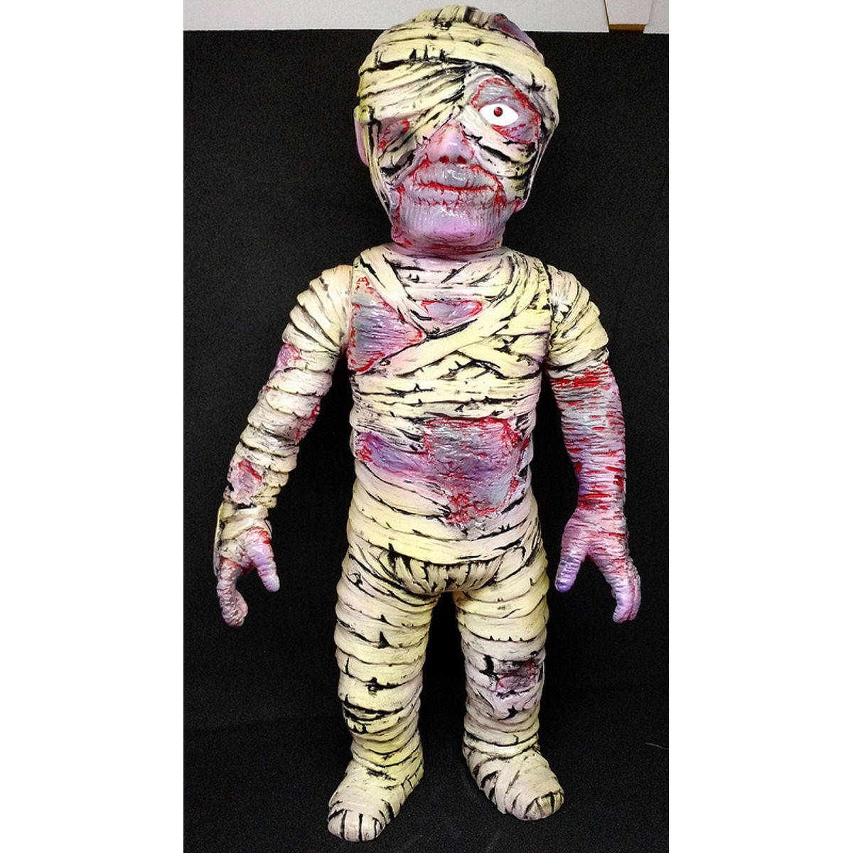 CUSTOM MUMMY