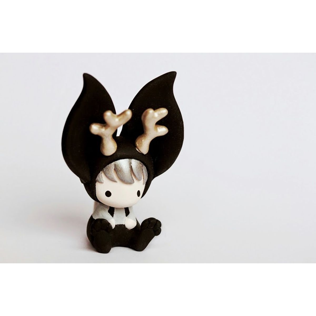 Miniature Jackalope toy