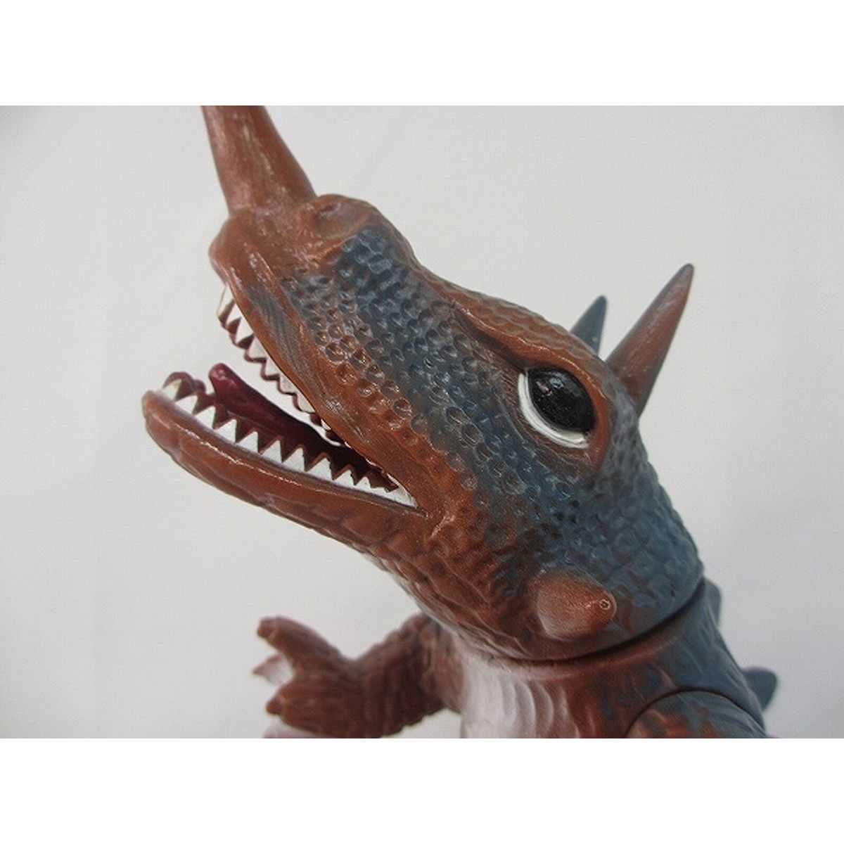 Marsan frozen monster Barugon brown molded