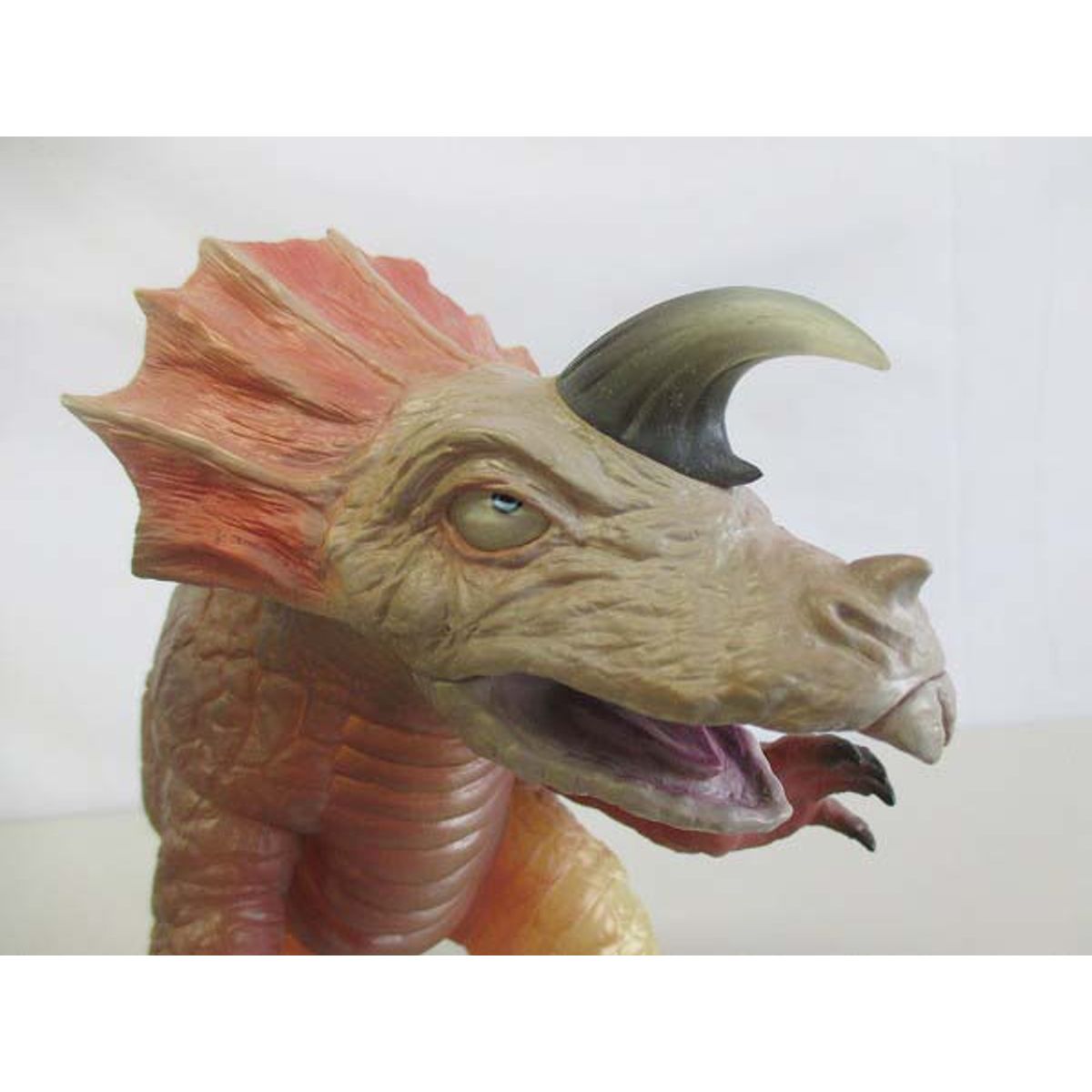 CCP 1/6 capsule monster Aguila appearance ver / Ultra Seven special effects