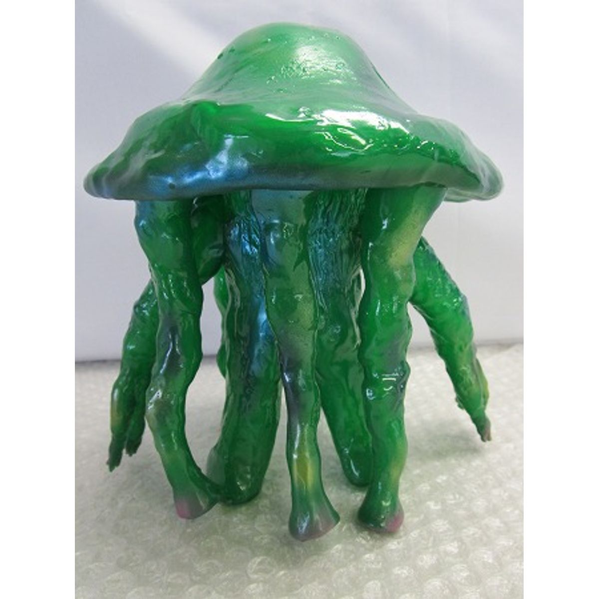 Bear model Medicom Toy limited Neohedoron