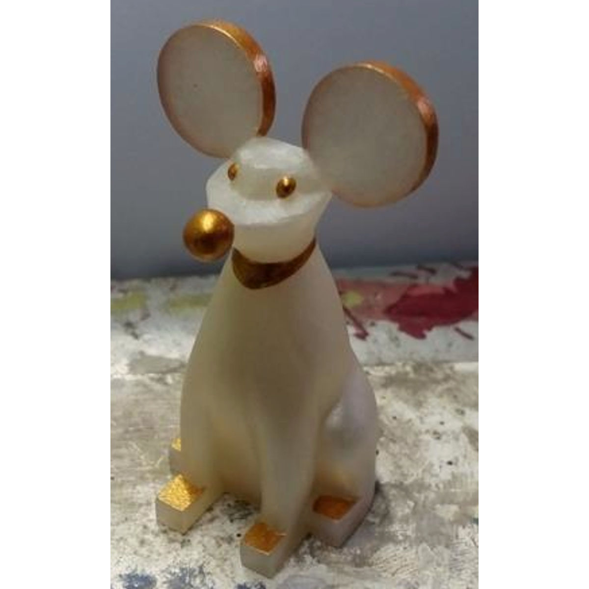 Royal Mouse Sucio