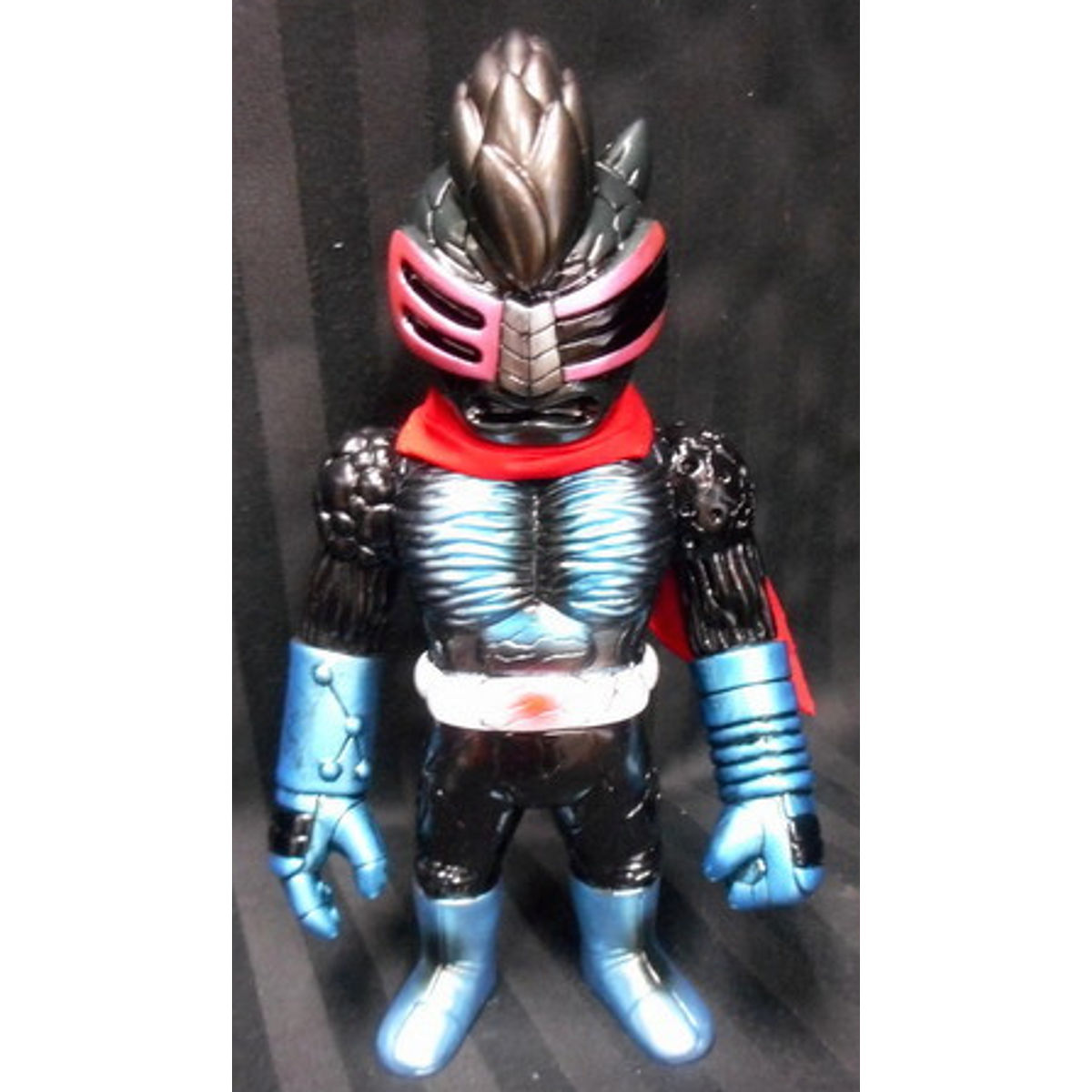 Real head next man (black molding)