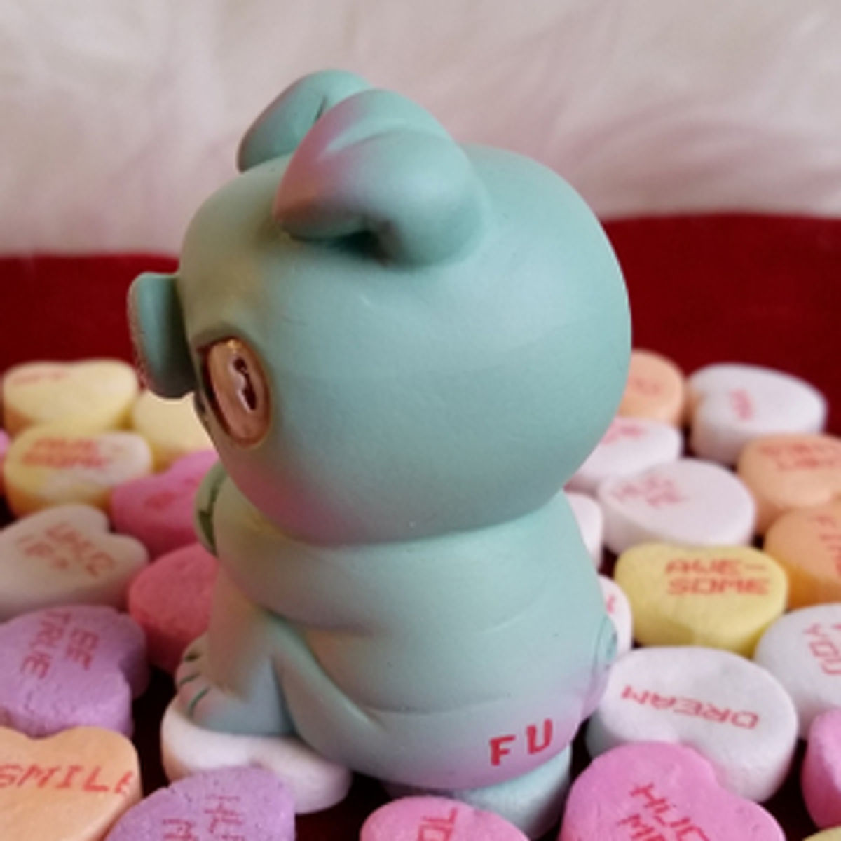 Pouty Pig Valentine's Day Edition - green