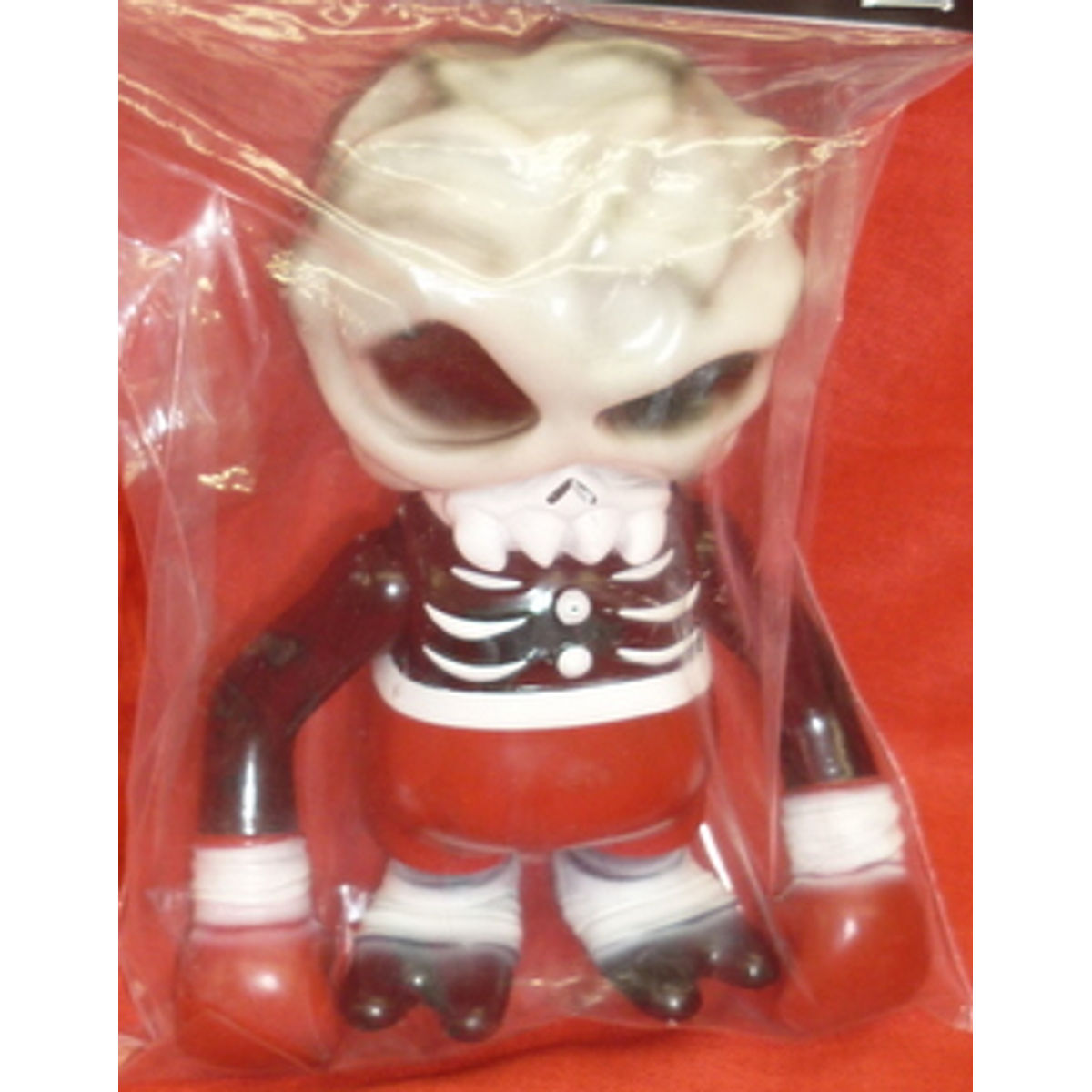 SKULL BRAIN TOY Ver. [ Black molding ]