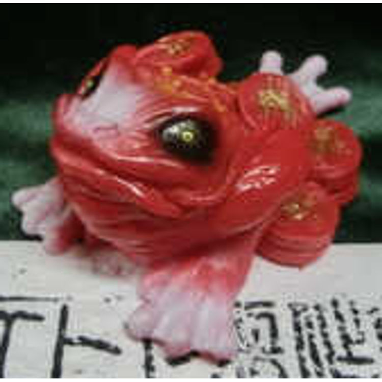 three -legged toad Qian Gamagurasu ( red molding ) by Monstock