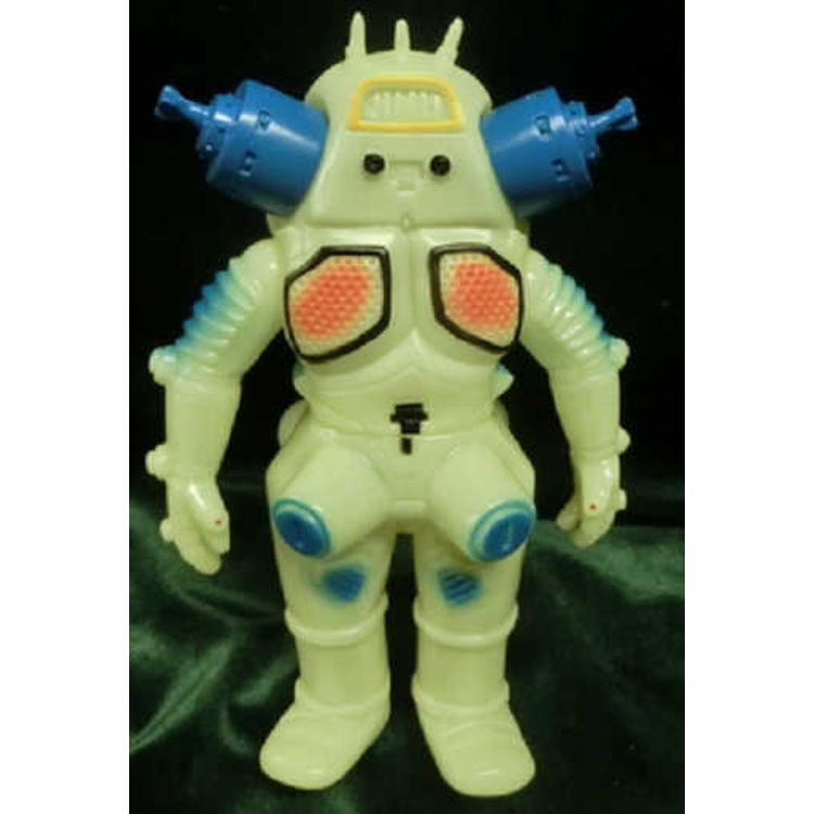 Poppy Bullmark reprinted Monsters Series King Joe phosphorescent glow molding by Poppy