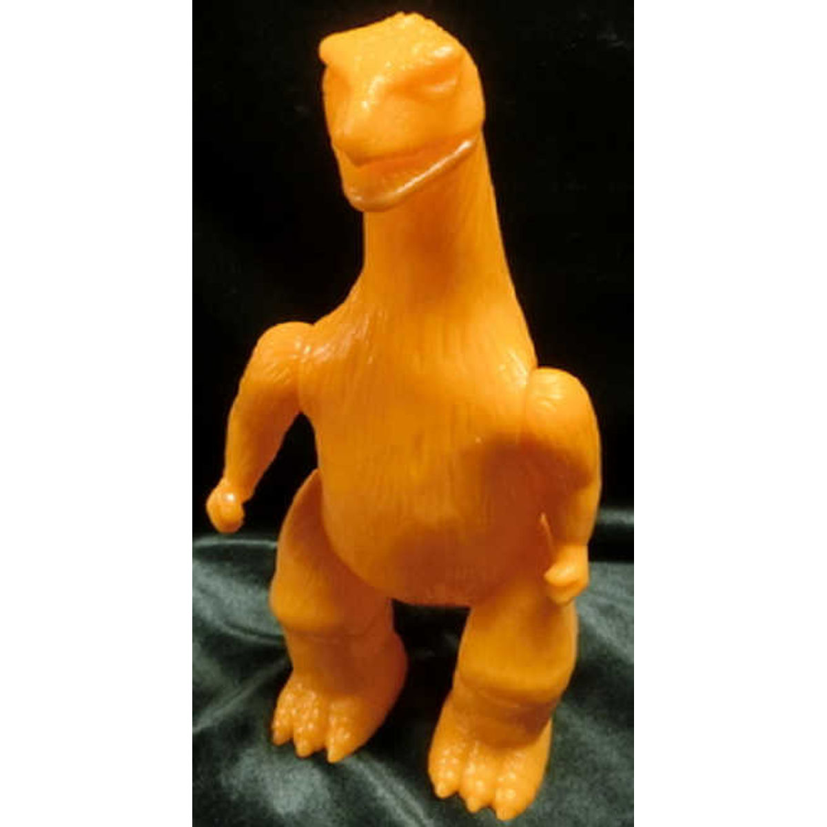 M-POP Rainbow Series 01: Godzilla - orange