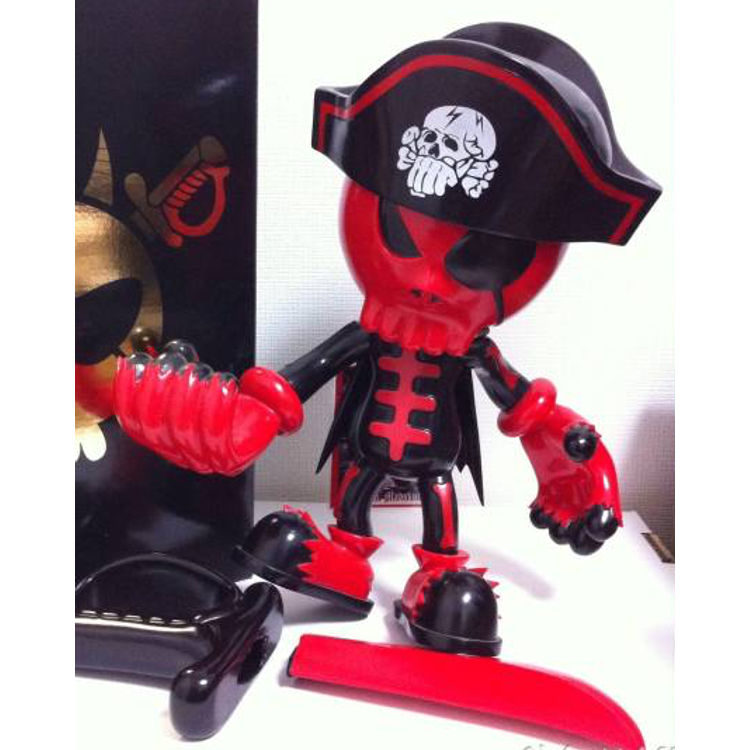 2204 Captain Madskull - red by Mad Toyz (Kenichi Kinoshita)