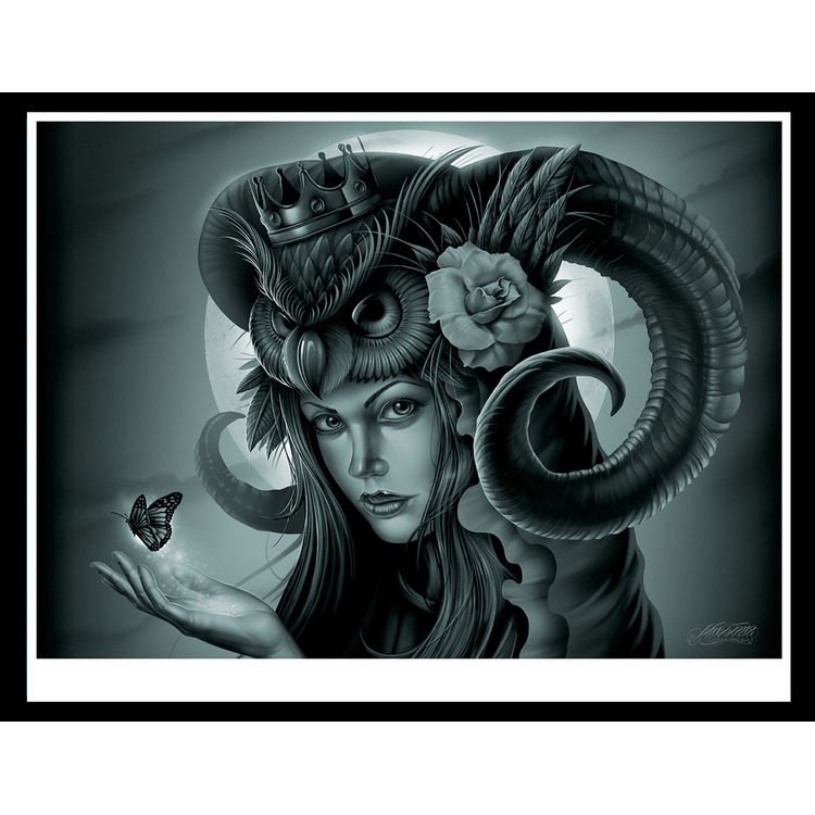 Owl Queen by Maxx242