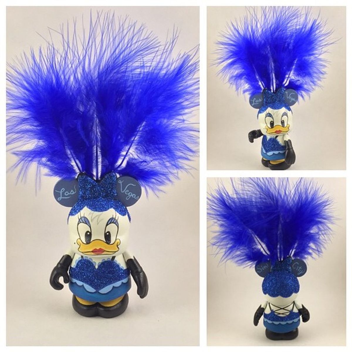 Las Vegas Showgirl Daisy Duck