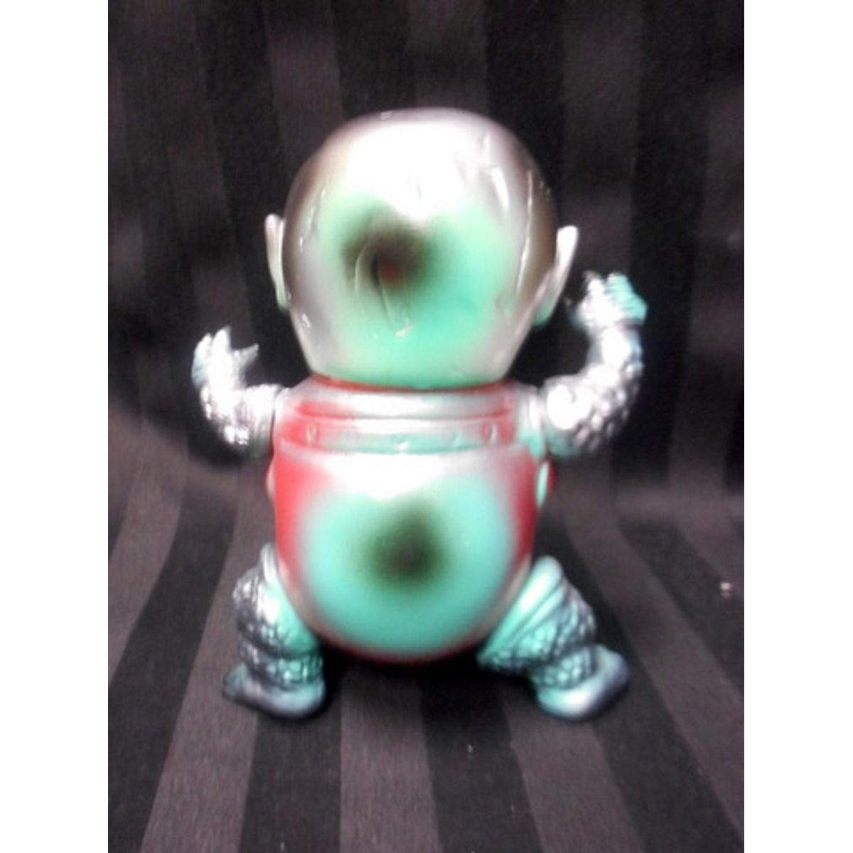 custom figure ( body red molding )