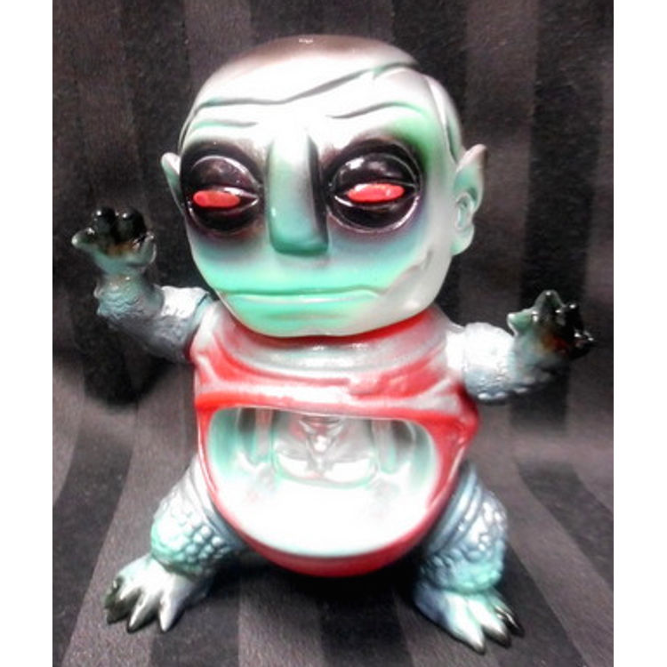custom figure ( body red molding ) by Grody Shogun