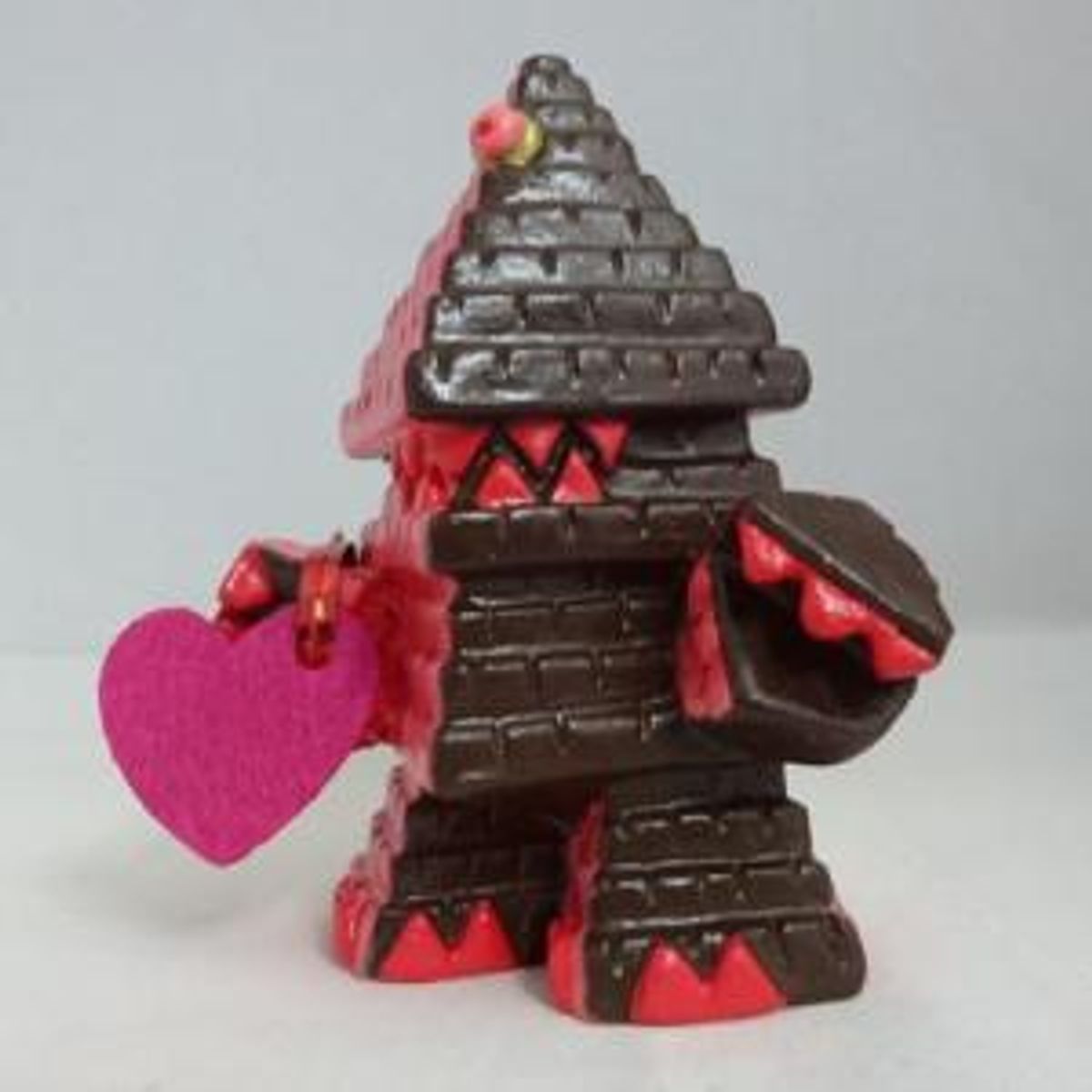 Gold pillar (sweets) B