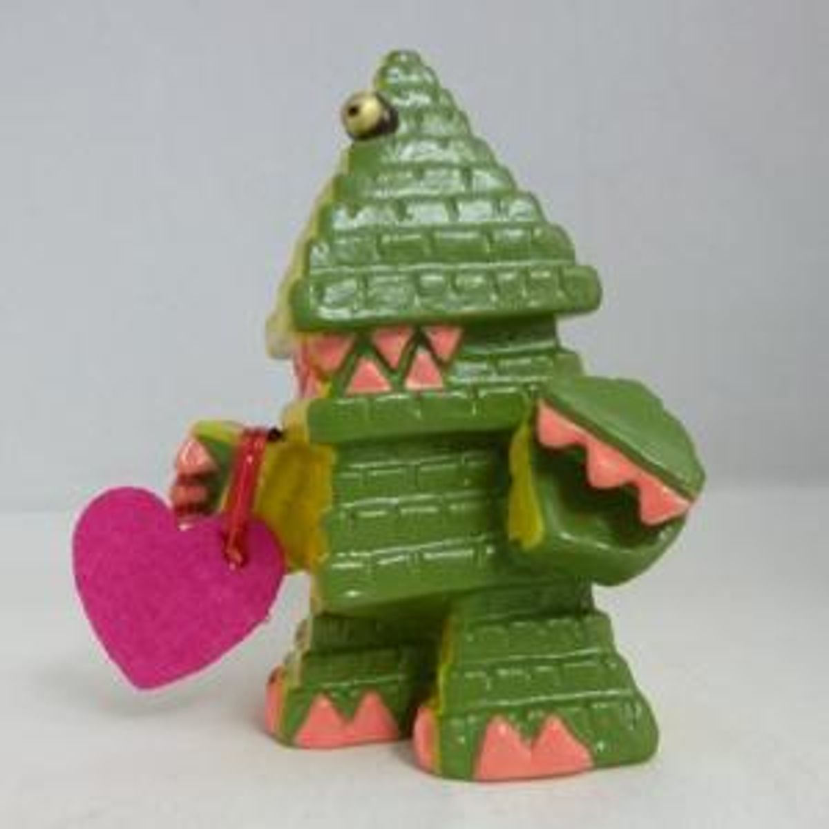 Gold pillar (sweets) D