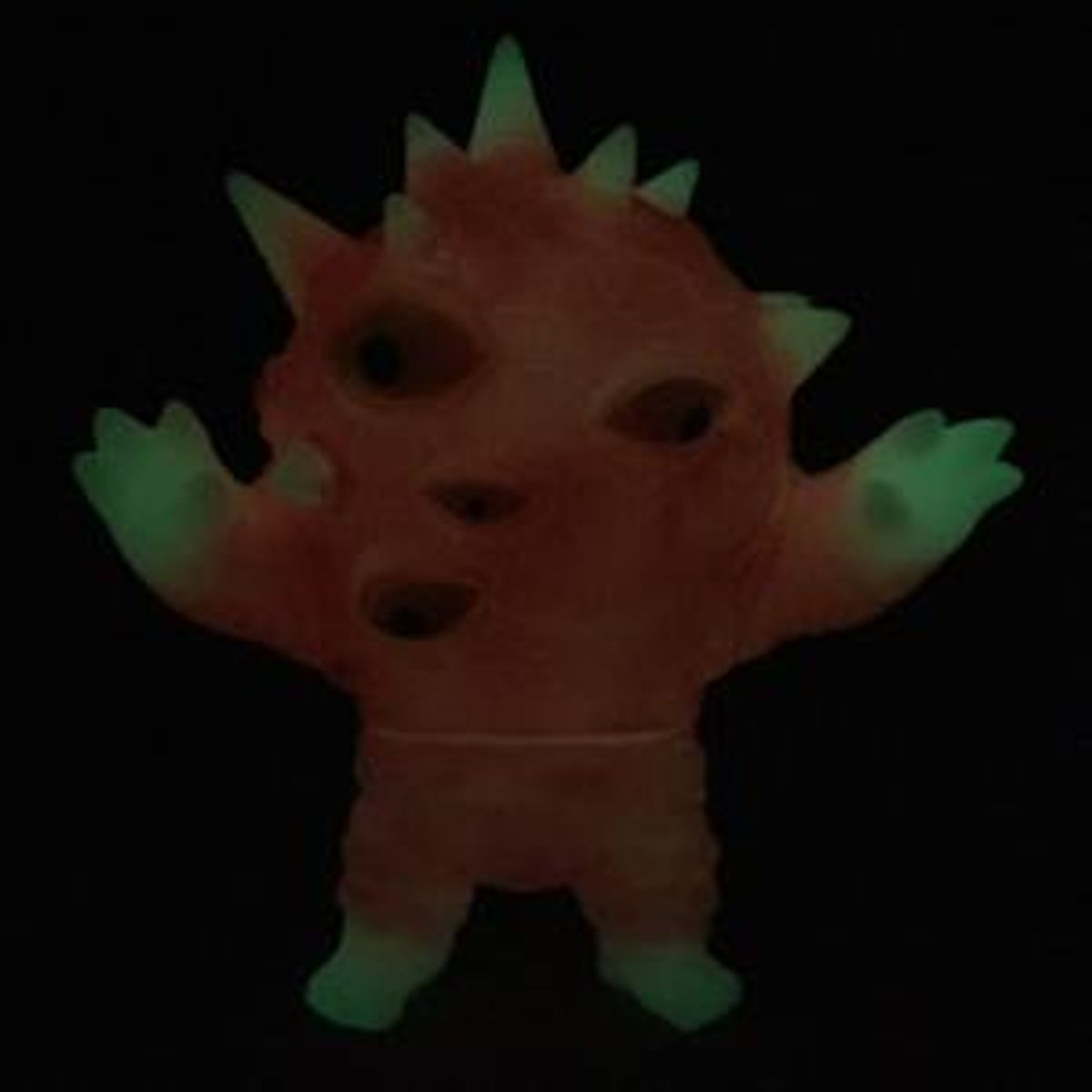 phosphorescent Miniaizon Pink ( One-Up Exclusive )