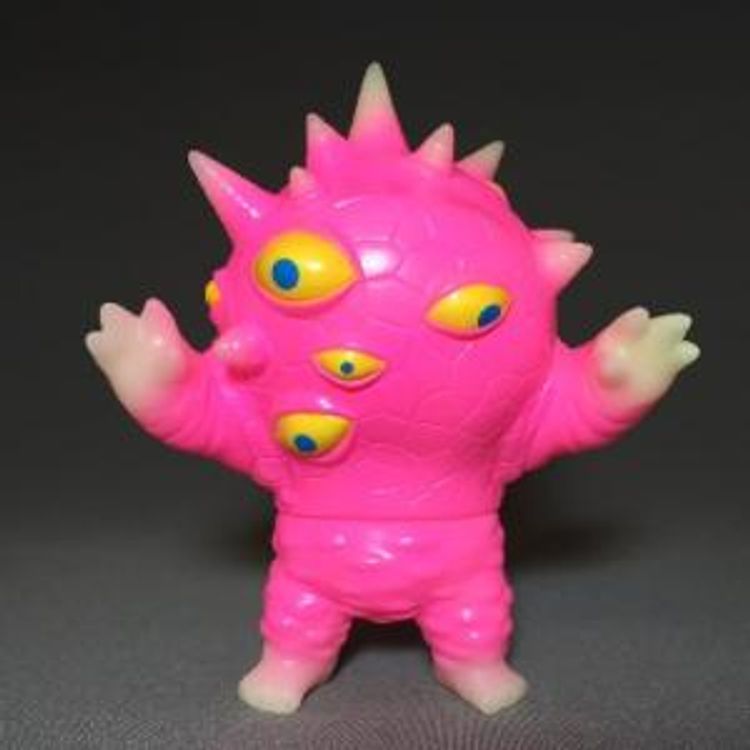 phosphorescent Miniaizon Pink ( One-Up Exclusive ) by Mark Nagata