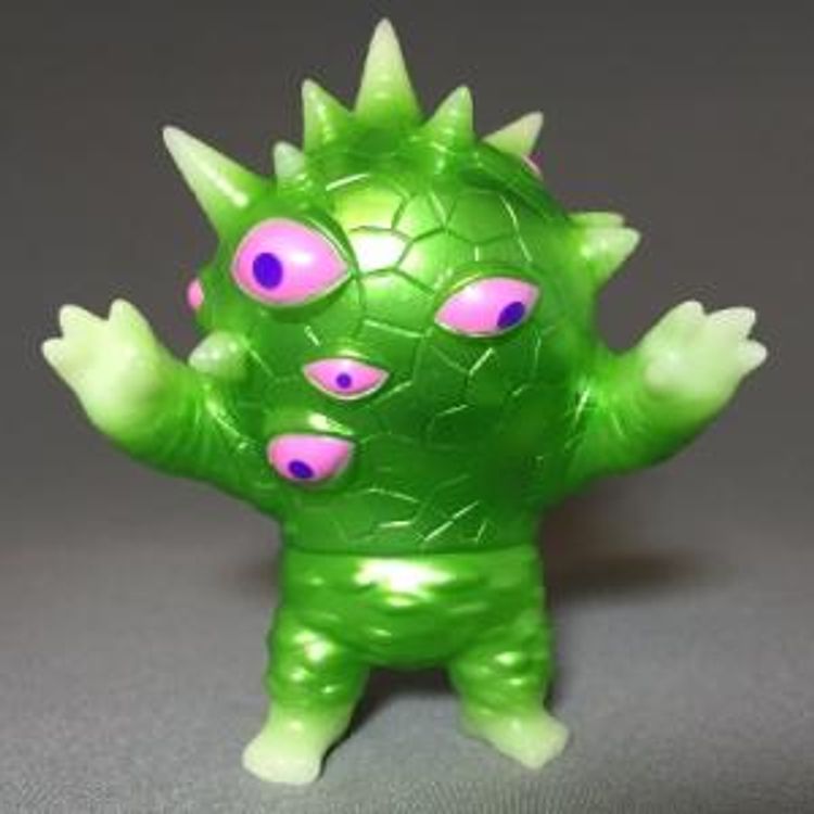 phosphorescent Miniaizon Green ( One-Up Exclusive ) by Mark Nagata