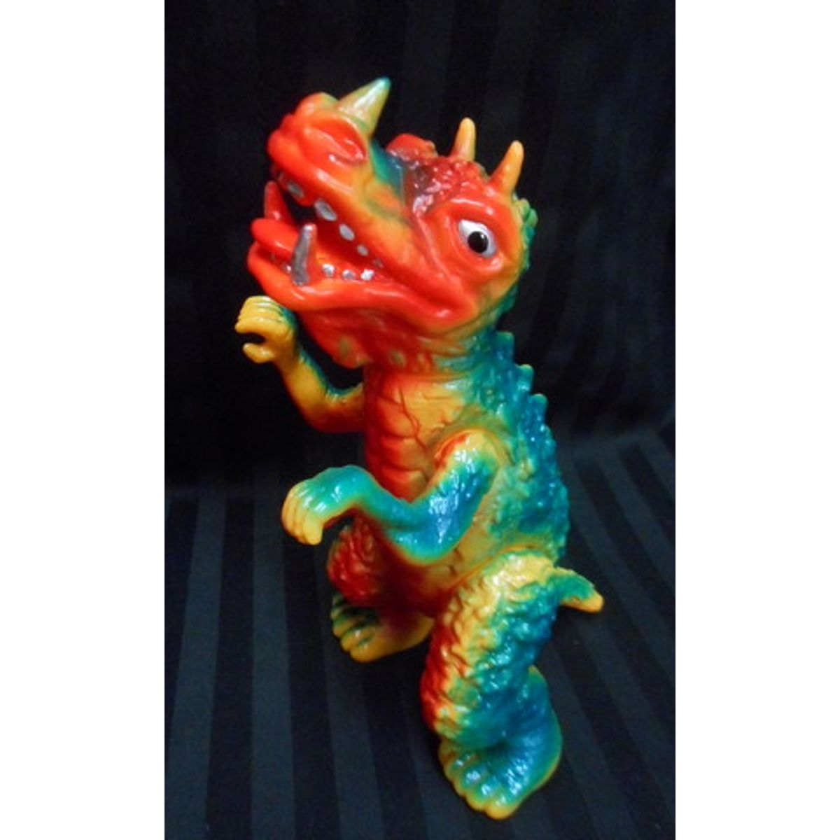 Fukkoku-do Rhydon ( orange molded )