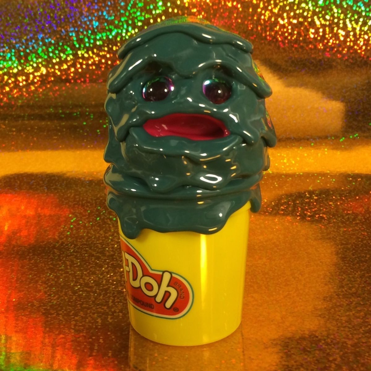 Play-Doh Melt (Teal with jewel eyes)
