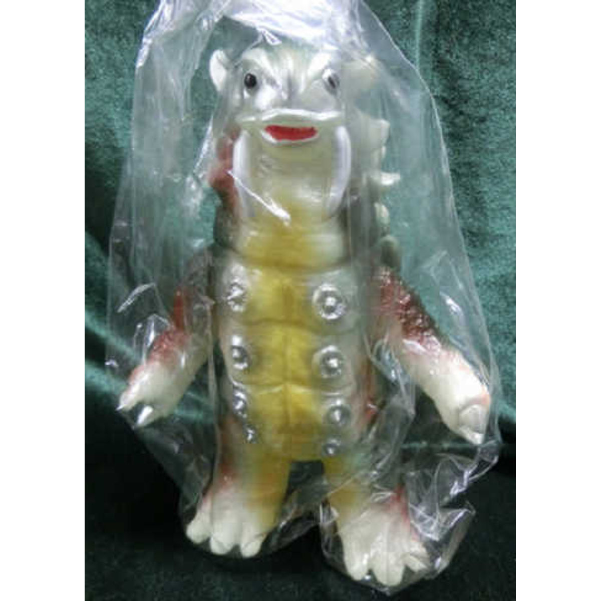 Bear Models All mirror Man collection Kameregon (phosphorescent molding)