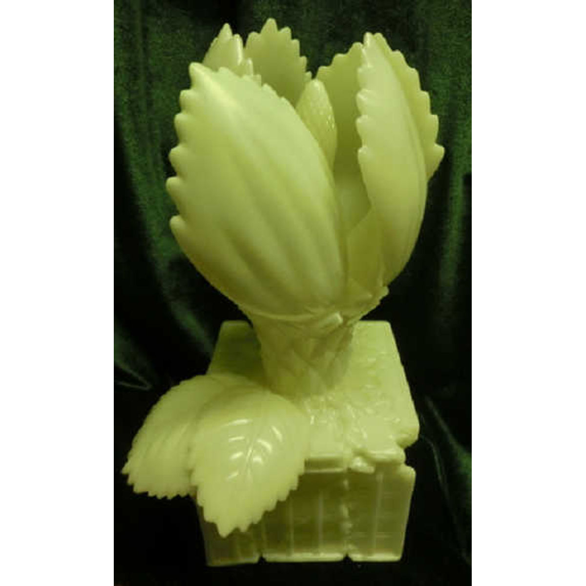 Monster Mammoth Flower phosphorescent molding / unpainted M1 No. century