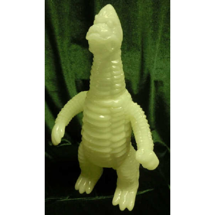 Marsan of Monster Ultra Q-century century skull monster Red King 450 phosphorescent molding by Marusan