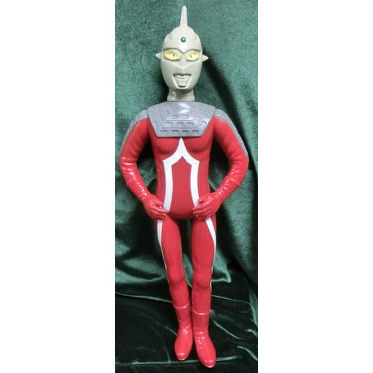 Poppy Soft Vinyl New reprint Monster Series Bullmark Ultra Seven Giant size Phase 2 by Poppy